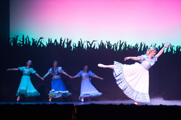 Dream Laurey Sequence. Photo by Michelle Thomas at Christopher Thomas Photography